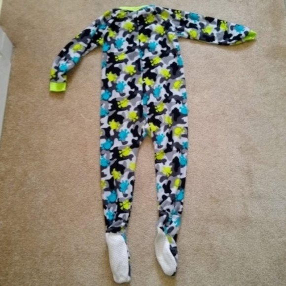 Boys Fleece Footed Pajamas Sleeper Camo Skulls 4 - Picture 2 of 5